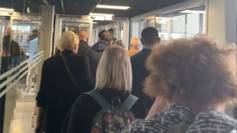 Συναγερμός στη Γαλλία - Απειλές για βόμβες - Εκκενώθηκαν 6 αεροδρόμια