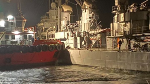 "Λαβωμένο" το ιστορικό αντιτορπιλικό «Βέλος», από τη φουρτούνα στον Θερμαϊκό