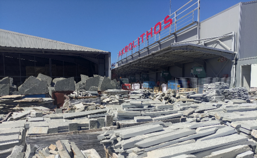 Akrolithos: Το επιχειρηματικό ταξίδι 40 ετών και οι εξαγωγές φυσικών πετρωμάτων προς 97 χώρες παγκοσμίως