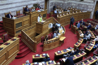 Βουλή: Άρση ασυλίας για Ζωή Κωνσταντοπούλου και Δημήτρη Αβραμόπουλο
