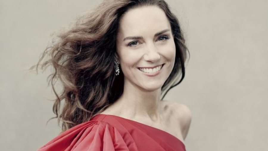 Ταξίδι σε οικονομική θέση για την Κέιτ Μίντλετον και τα παιδιά της