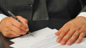 Αποχή 20 ημερών ξεκινούν οι συμβολαιογράφοι από 30 Μαΐου