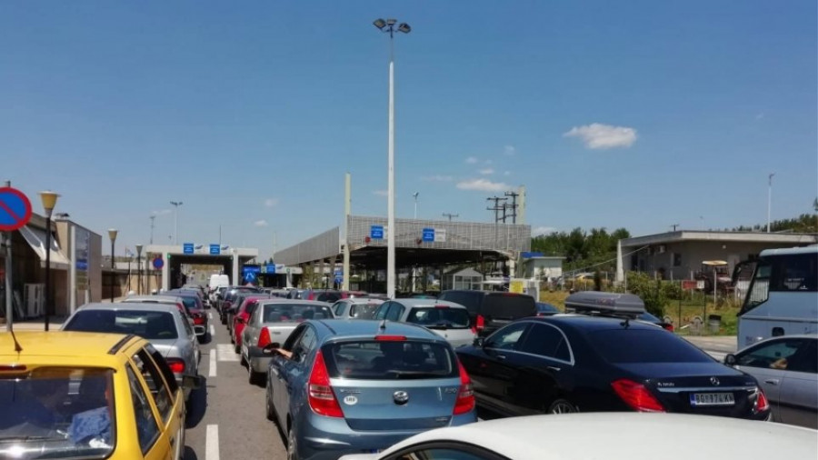Θεσσαλονίκη: Υποτονική προς το παρόν η κίνηση στο τελωνείο Ευζώνων