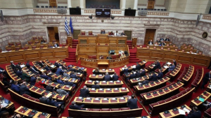 Βουλή: Ψηφίστηκε το νομοσχέδιο για τον περιορισμό της φοροδιαφυγής