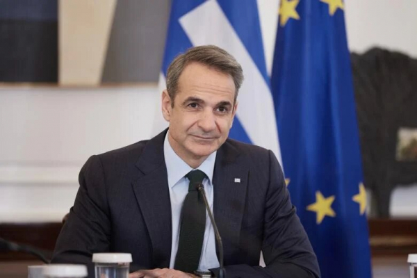 Μητσοτάκης: Στόχος ένα 1555 για όλο το κράτος