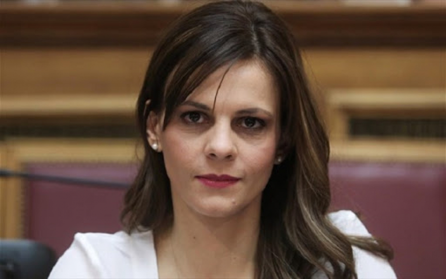 Αχτσιόγλου: Οι ανακοινώσεις Μητσοτάκη μειώνουν κατά 15% την επιδότηση των οικιακών τιμολογίων ρεύματος