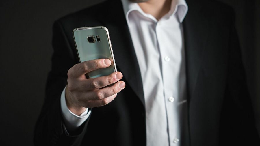 Ποιος επιχειρηματίας αποκάλεσε κουτσομπόληδες τους τραπεζίτες