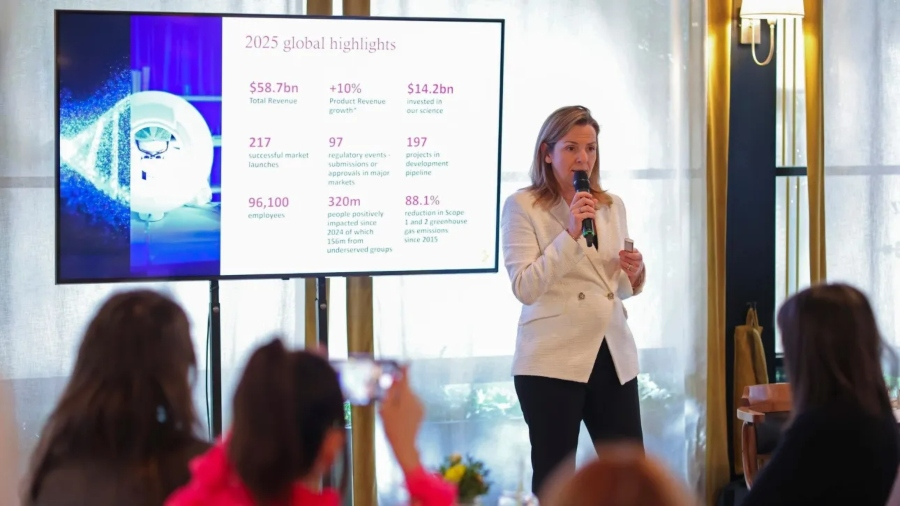 λενα Χουλιάρα: Πρόεδρος &amp; Διευθύνουσα Σύμβουλος AstraZeneca Ελλάδας &amp; Κύπρου