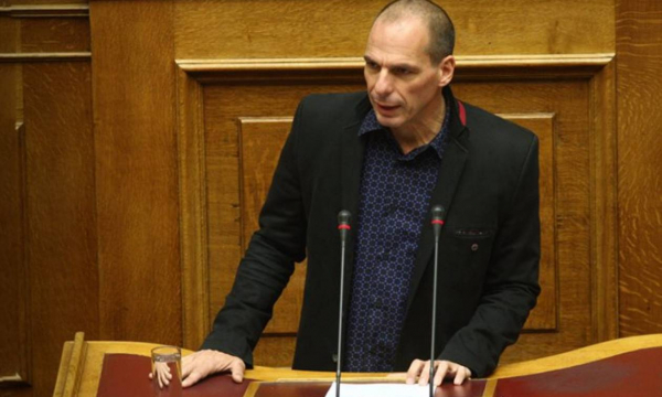 Βαρουφάκης: «Κατάργηση της ψευτο-αγοράς ρεύματος τώρα»