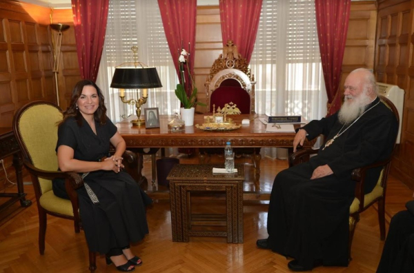 Το limit up του ιερού τουρισμού και η συνάντηση με νόημα με τον Αρχιεπίσκοπο Ιερώνυμο