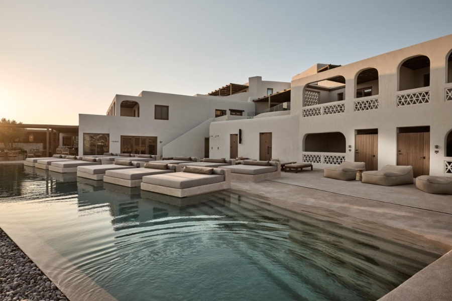 Bain Capital &amp; SWOT Hospitality: Ενίσχυση της συνεργασίας τους με τη διαχείριση του OMEON Mykonos