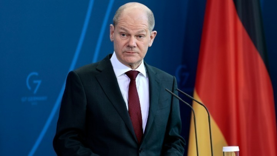 Σολτς: Δηλώνει αισιόδοξος για επίτευξη συμφωνίας στο εμπάργκο για ρωσικό πετρέλαιο