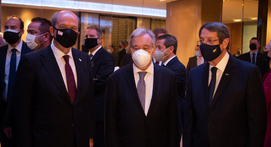 Πηγές κυπριακής κυβέρνησης: Αργά το βράδυ εικόνα για την έκβαση της Άτυπης Πενταμερούς για το Κυπριακό