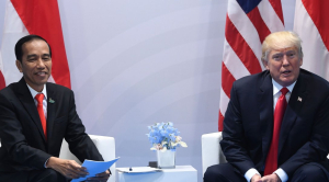 Ινδονησία: Οριστικοποιεί συμφωνία τελωνειακών δασμών με τις ΗΠΑ