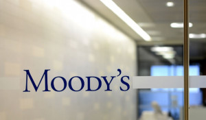 Ισχυρό &quot;σήμα&quot; από την Moody’s για τις ελληνικές τράπεζες - Αναβάθμισε σε θετικές τις προοπτικές