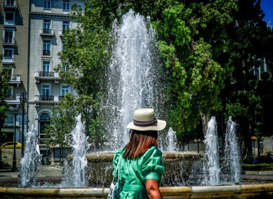 Υπ. Εσωτερικών - Καύσωνας: Τηλεργασία για ευπαθείς ομάδες και ευέλικτο ωράριο στο Δημόσιο