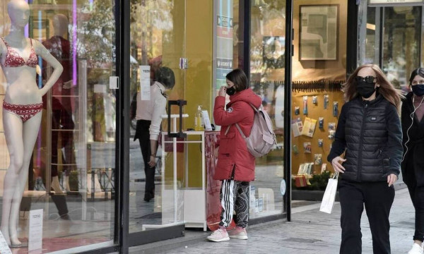 Πάσχα - Ωράριο καταστημάτων: Πως θα λειτουργήσουν την εορταστική περίοδο