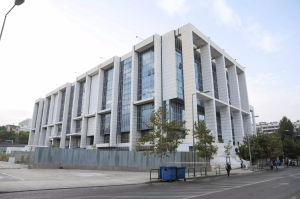 Ηλεκτρονικούς υπολογιστές δώρισε το Εφετείο της Αθήνας σε σχολεία της περιφέρειας