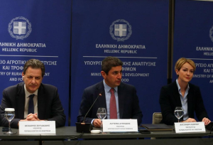 ΥΠΕΝ: Τα 5 μέτρα μείωσης κόστους στο αγροτικό ρεύμα