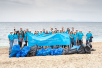 Ούζο Πλωμαρίου: Καθαρισμός της παραλίας του Αγίου Ισιδώρου στο Πλωμάρι