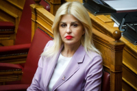 Ελ.Ράπτη: Από τον Μάρτιο οι «Νταντάδες της Γειτονιάς» σε όλη τη χώρα – Καμπάνια για το «χάπι βιασμού»