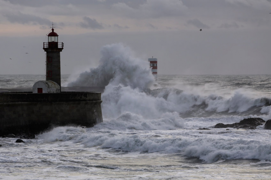 Ενίσχυση των βοριάδων στο Αιγαίο - Πολύ υψηλός ο κίνδυνος πυρκαγιών