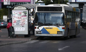 Ακινητοποιημένα την Τετάρτη λεωφορεία και τρόλεϊ - 24ωρη απεργία των εργαζομένων