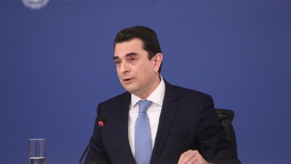 Σκρέκας για ΔΕΗ: Αβάσιμοι οι ισχυρισμοί για δήθεν υπερκέρδη