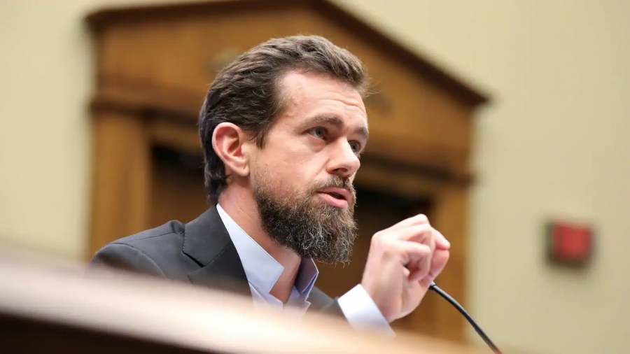 Τα «καρφιά» του Ντόρσεϊ για το ΔΣ της Twitter μετά την κίνηση του Μασκ