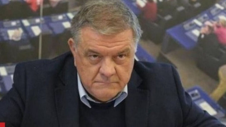 Qatargate: Το Βέλγιο θα αποσύρει το αίτημα για έκδοση της κόρης και της συζύγου του Παντσέρι