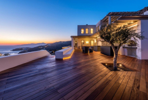 Ποιοι αγοράζουν βίλες εκατομμυρίων στην Ελλάδα - Έρευνα της Sotheby’s International Realty