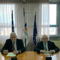 ΟΣΕ: Yπεγράφη η σύμβαση για τον Προαστιακό Δυτικής Αττικής με την ΜΕΤΚΑ