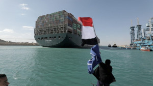 Διώρυγα του Σουέζ: Τέλος στην ταλαιπωρία - Πέρασαν όλα τα πλοία