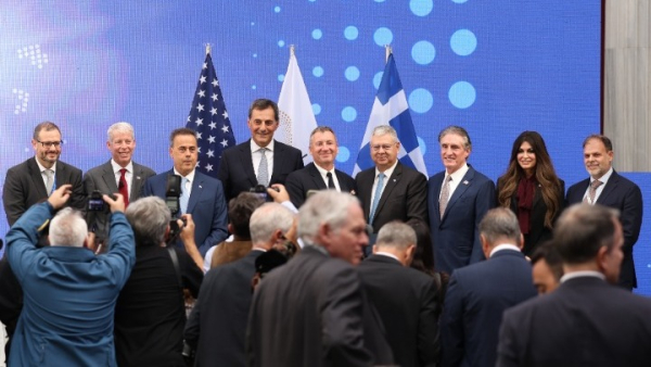 Financial Times: H Ελλάδα εμβαθύνει τους ενεργειακούς δεσμούς με τις ΗΠΑ