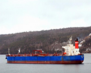 Ρωσικό δεξαμενόπλοιο δεσμεύτηκε στον κόλπο της Καρύστου