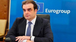 Πιερρακάκης: «Δύσκολη ισορροπία» η προστασία των πολιτών από το ενεργειακό σοκ και η διατήρηση της δημοσιονομικής αξιοπιστίας