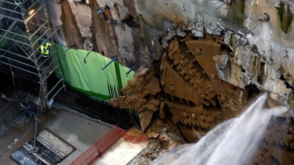 Τα μεγάλα έργα υποδομών που αλλάζουν την Αττική: Από τη Γραμμή 4 έως το Ελληνικό