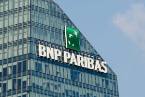 H BNP Paribas ενδιαφέρεται να εξαγοράσει την ολλανδική ABN Amro