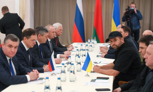 Ολοκληρώθηκε ο πρώτος γύρος ειρηνευτικών συνομιλιών Ρωσίας - Ουκρανίας