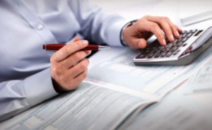 Πληρωμή ΦΠΑ με το μήνα από τα τέλη Μαΐου – Τι αλλάζει για τους επαγγελματίες