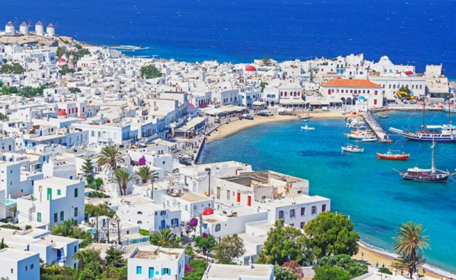 Σωρεία παραβάσεων και αυθαιρεσιών εντοπίστηκαν σε Σαντορίνη και Μύκονο – Εκτεταμένοι έλεγχοι