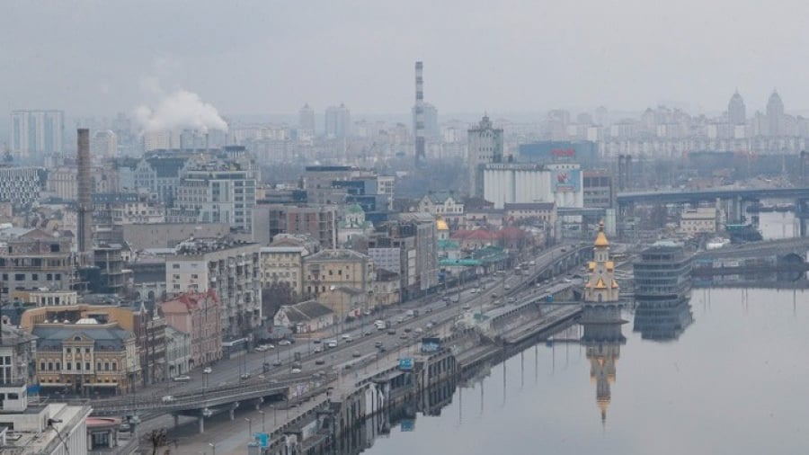 Η Ρωσία ετοιμάζεται να εισβάλει στο Κίεβο