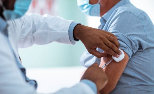 Ευρωπαϊκό Δικαστήριο: «Όχι» στο αίτημα 30 Ελλήνων υγειονομικών κατά του υποχρεωτικού εμβολιασμού