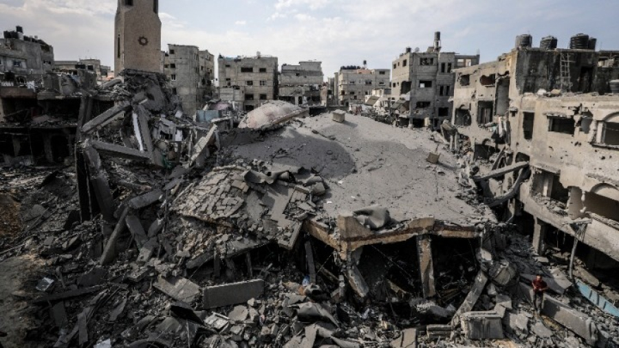 Χωρίς σταματημό ο βομβαρδισμός της Γάζας - Πυροβόλα, άρματα και ελικόπτερα κατά μήκος των συνόρων