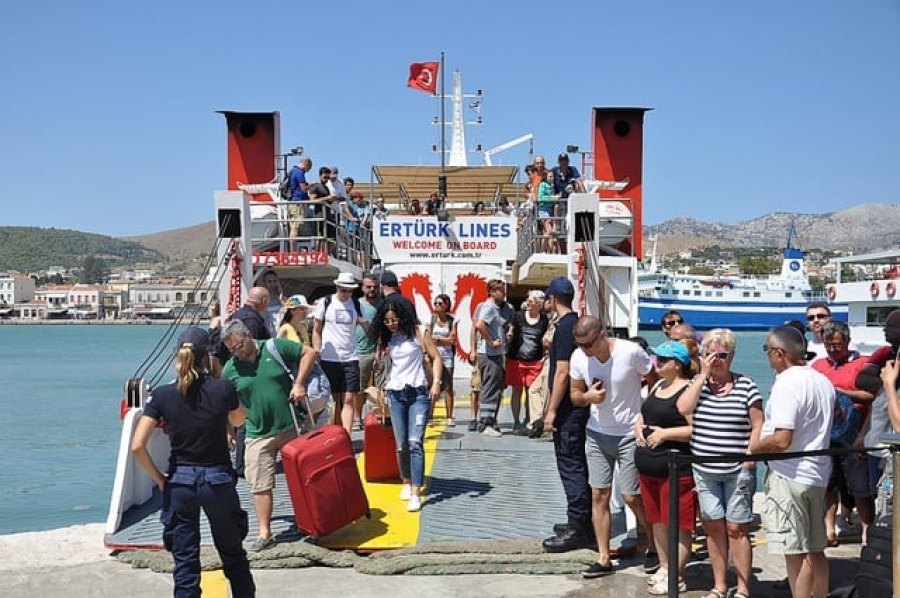 "Ανάσα" για την οικονομία των νησιών του Βορείου Αιγαίου, οι τουρίστες από τα τουρκικά παράλια