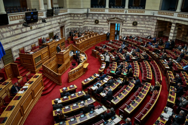 «Ναι» ψήφισε η Βουλή στις ενεργειακές συμβάσεις με Ηνωμένα Αραβικά Εμιράτα και Ινδία