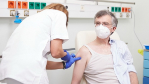 Σωτήρης Τσιόδρας: Από την αφωνία μίλησε για ενδεχόμενη επιδείνωση κορονοϊού - Σημαντική η μάσκα