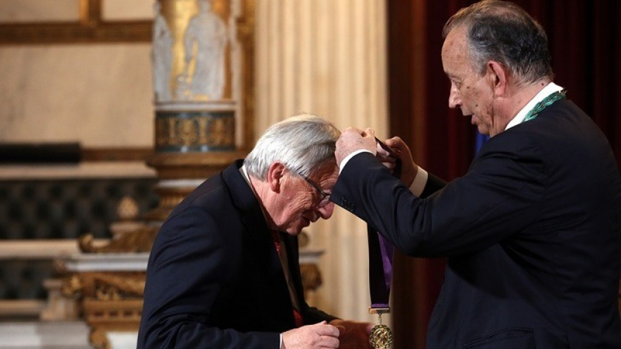 Επίτιμο μέλος της Ακαδημίας Αθηνών ο Γιούνκερ: "Η Ελλάδα ξαναβρήκε τον δρόμο της"