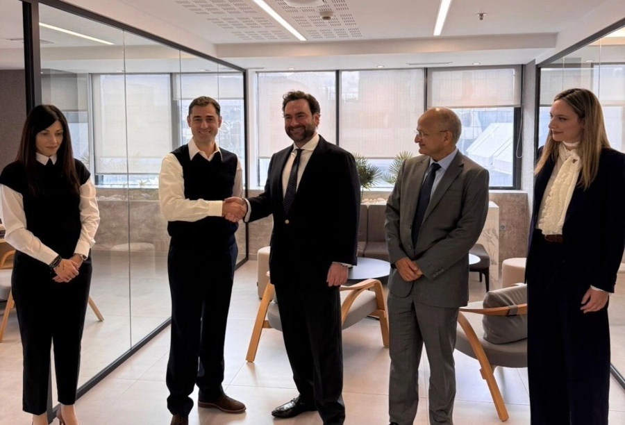 Ναυπηγεία Σαλαμίνας–ACT Infraport: Μνημόνιο συνεργασίας για τη δημιουργία ναυπηγικής μονάδας στην Ινδία