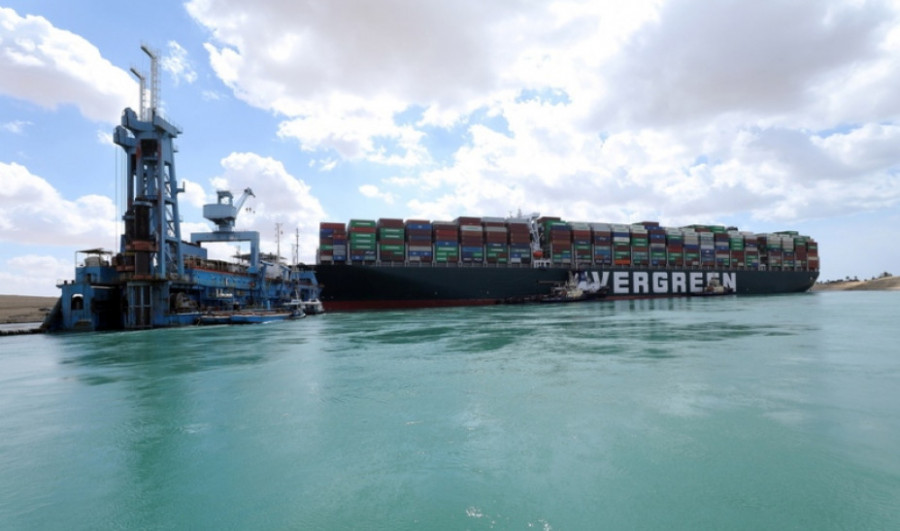 Συγχαρητήρια από ΕΕ και αραβικά κράτη στην Αίγυπτο για την επίλυση του προβλήματος στη Διώρυγα του Σουέζ